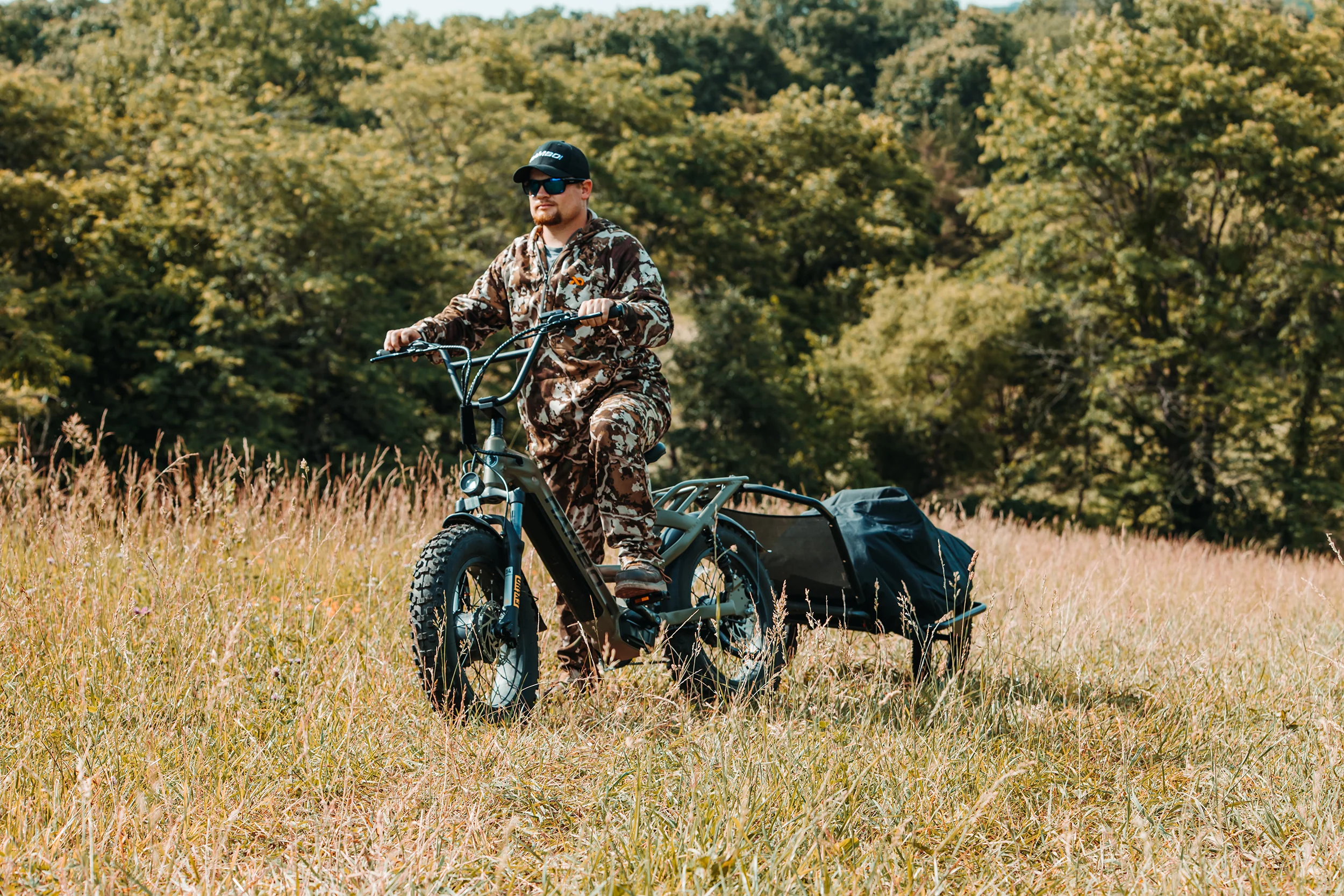 Revolt AWD Step Thru Bike - Image 10